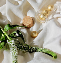 Load image into Gallery viewer, Golden Magic Moon