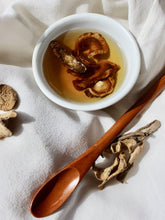 Load image into Gallery viewer, Korean Burdock Root