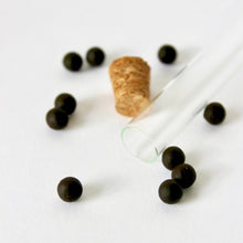 Load image into Gallery viewer, Red Ginseng Moon Pearls