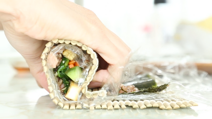 What’s The Difference Between Kimbap and Sushi?